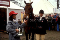 Jane Holderness-Roddam and Warrior with horse's owner, Mrs Steele holding the Whitbread TrophyJane Holderness-Roddam EV01-02-03
