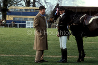 The Duke of Beaufort congratulates Mark Todd (NZL) with Southern Comfort.EV02-11-10