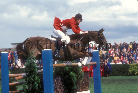 Mark Fuller riding Punchdale;Great Yorkshire Show,1981 SJ14-01-06