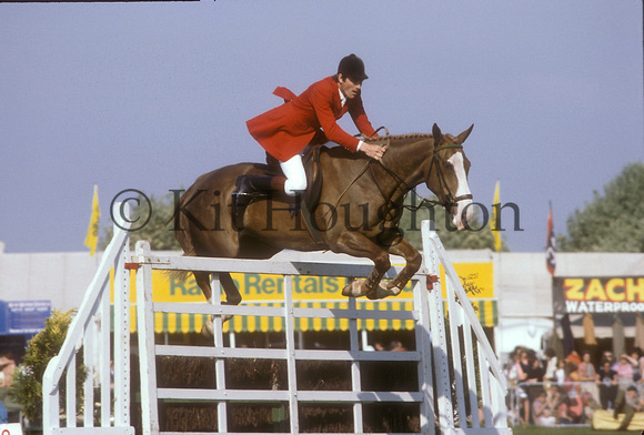 Derek Ricketts riding Nice 'n Easy;Devon Country Show 1980 SJ05-05-03