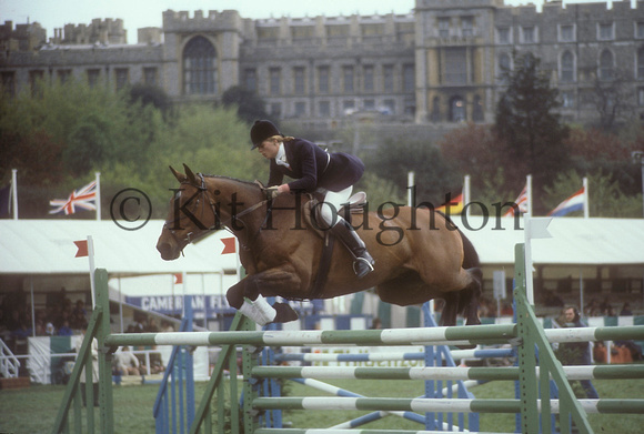 Nikki Caine riding Hang On at Royal Windsor Horse Show 1978 SJ02-01-07