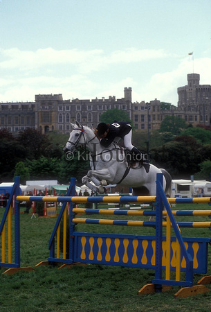 Annette Lewis and Tutein Royal Windsor Horse Show 1989 SJ105-01-05.JPG