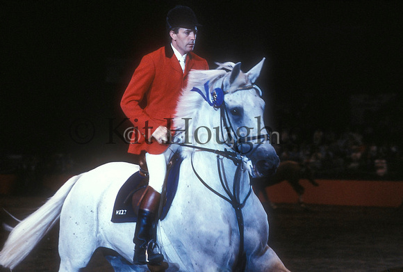 John Whitaker (GB) and Next Milton Royal International Horse Show 1989 SJ108-01-11.JPG