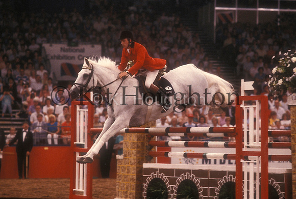 John Whitaker (GB) and Next Milton Royal International Horse Show 1989 SJ108-01-03.JPG