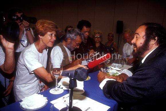 Pavarotti TV interview Olympics 1992 SJ131-21-03.JPG