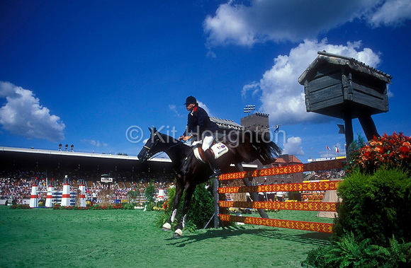 Pierre Durand (FRA) and Jappeloup World Equestrian Games 1990 SJ117-06-03.JPG