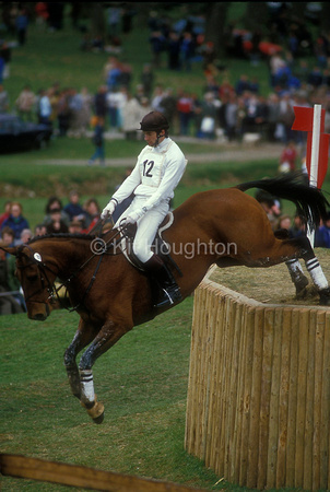 Ian Stark (GBR) and LairdstownEV111-04