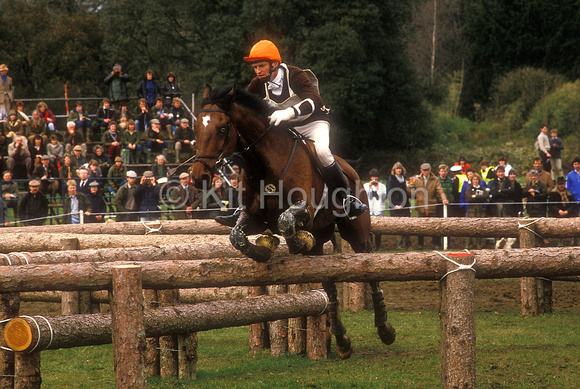 Les Smith (GBR) and Bee-Line II at the ChevronsEV144-05