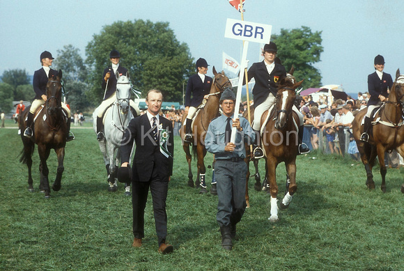 British Team parading with Malcolm WallaceEV60-10