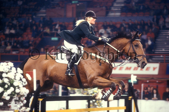 Jessica Chesney (IRL) and Diamond Exchange Horse of Year Show 1992 SJ134-01-24.JPG