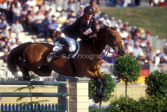 Carl Edwards (GBR) and Bit More Candy SJ177-02-06