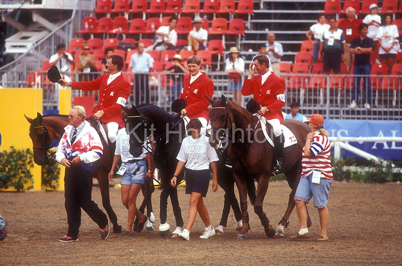 Dutch team Olympics 1992 SJ131-17-04.JPG