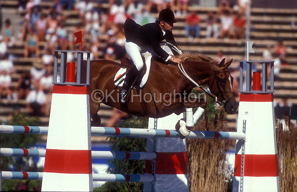 Paul Darragh and For Sure World Equestrian Games 1990 SJ117-01-47.JPG