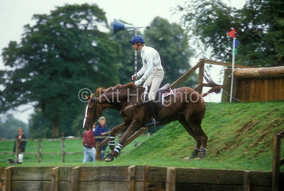 Graham Law (GBR) and Little ClearwayEV123-08