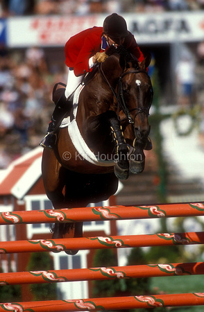 Anne Kursinki (USA) and Starman World Equestrian Games 1990 SJ117-05-14.JPG