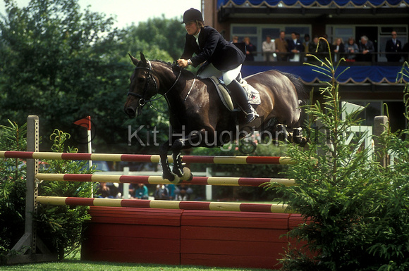 Keely Durham and Welham Royal International Horse Show 1993 SJ139-03-02.JPG
