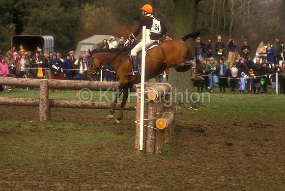 Les Smith (GBR) and Bee-Line II at the ChevronsEV144-06