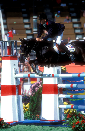 Pierre Durand (FRA) and Jappeloup World Equestrian Games 1990 SJ117-06-06.JPG