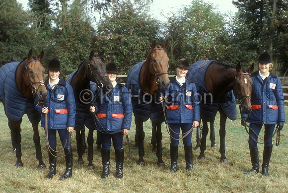British Young rider team for the European ChampionshipsEV54-16