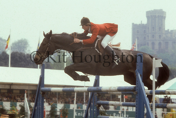 Nick Skelton riding Jet Lag at Royal Windsor Horse Show 1979 SJ02-01-20