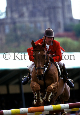 Geoff Luckett riding Vantage;Royal Windsor Horse Show 1996 SJ158-01-12