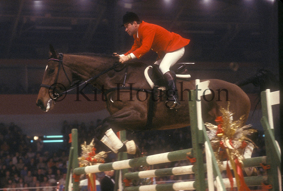 Hugo Simon riding Langrafin;Olympia 1979 SJ01-06-04