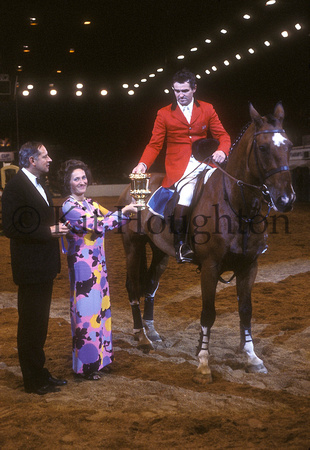 Harvey Smith is presented with the Horse &amp; Hound Cup by Mr &amp; Mrs Michael Clayton;Royal International Horse Show 1981 SJ08-01-13
