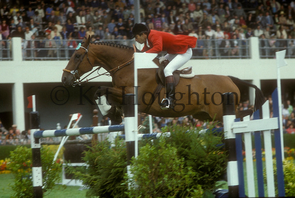 Nelson Pessoa riding Miss Moet, BRA;Dublin Horse Show 1979 SJ04-03-18