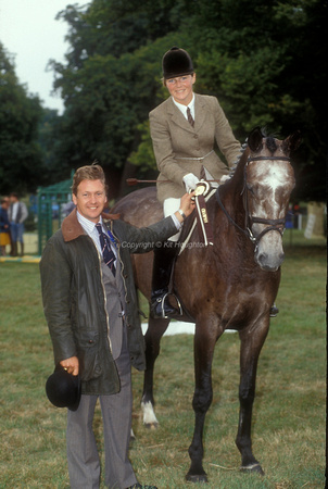 Hugh Thomas with Ginny Rose on Court Jester winner of the Young Event horse class EV221-29-18