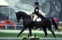 Pippa Nolan (Funnell) GBR riding Sir Barnaby EV276-04-06