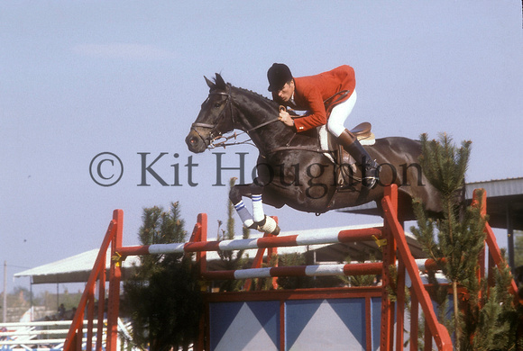 Paddy McMahon riding Husky Gollanite;Devon Country Show 1980 SJ05-05-11